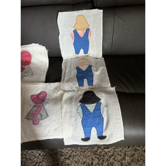 Vintage Sunbonnet Sue Quilt Blocks Hand Sewn Over 34 Blocks